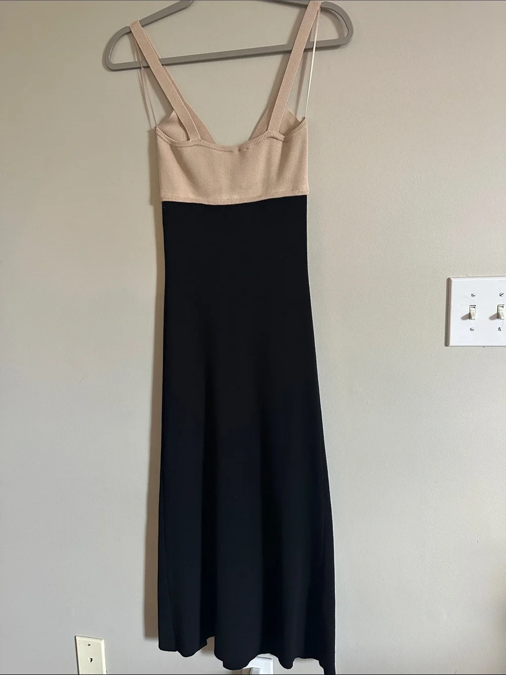 Beige and Black very stretchy Two-Tone Knit Dress - Picture 7 of 8
